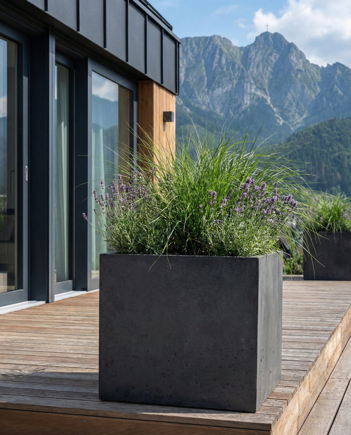 Donica betonowa CALDEA Czarna 60x60x60 kwadratowa