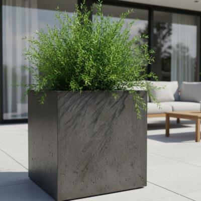 Donica betonowa CALDEA Czarna 60x60x60 kwadratowa