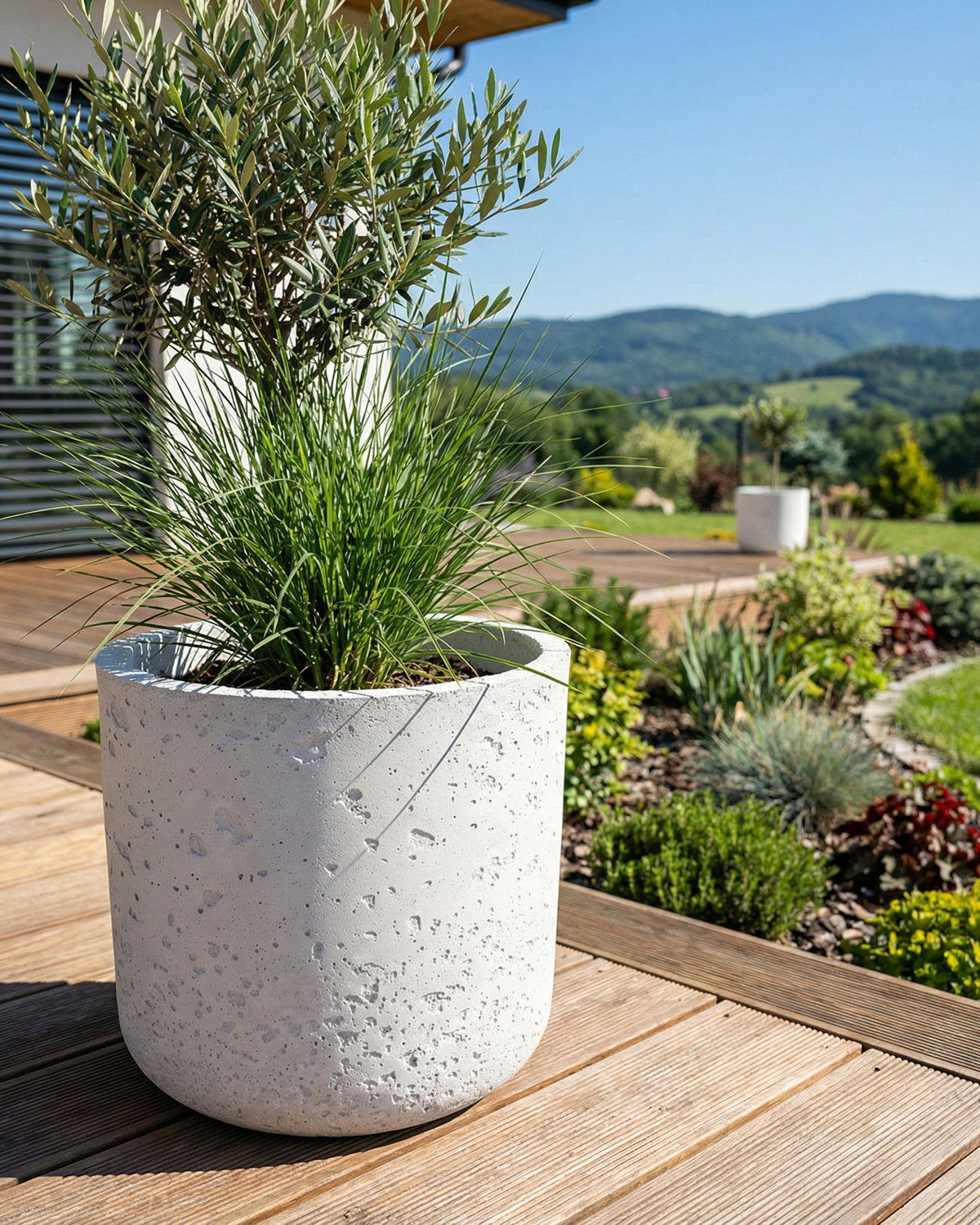 Donica betonowa SPHERA (biała) 23×20 tarasowa