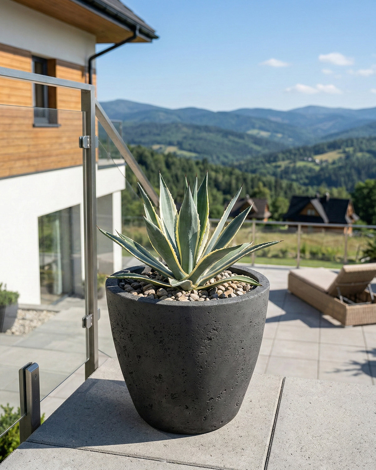 Donica betonowa AURELIA (czarna) 25x20 dekoracyjna