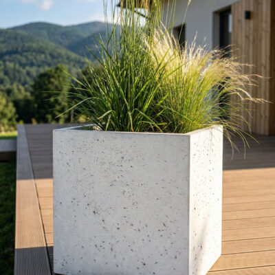 Donica betonowa CALDEA (biała) 60x40x60 prostokątna