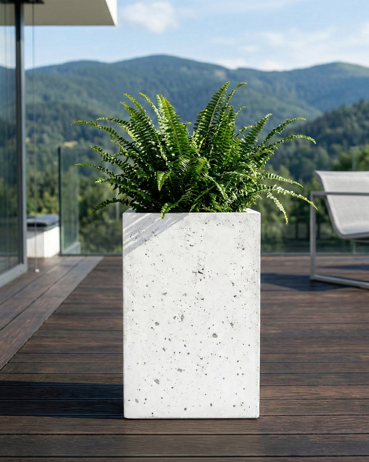 Donica betonowa CALDEA (biała) 40x40x60 ogrodowa