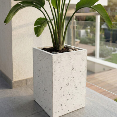 Donica betonowa CALDEA (biała) 40x40x60 ogrodowa