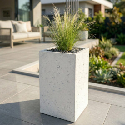 Donica betonowa CALDEA (biała) 40x40x60 ogrodowa